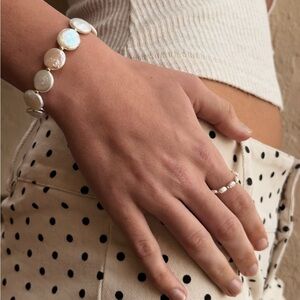 AAA Natural Freshwater Pearl Bracelet with Gold Accents | Handmade Stretch